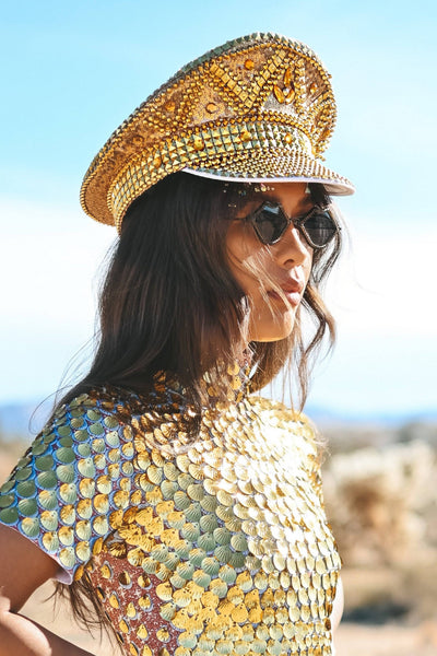 Gigi-golden-captain-festival-  display picture 3