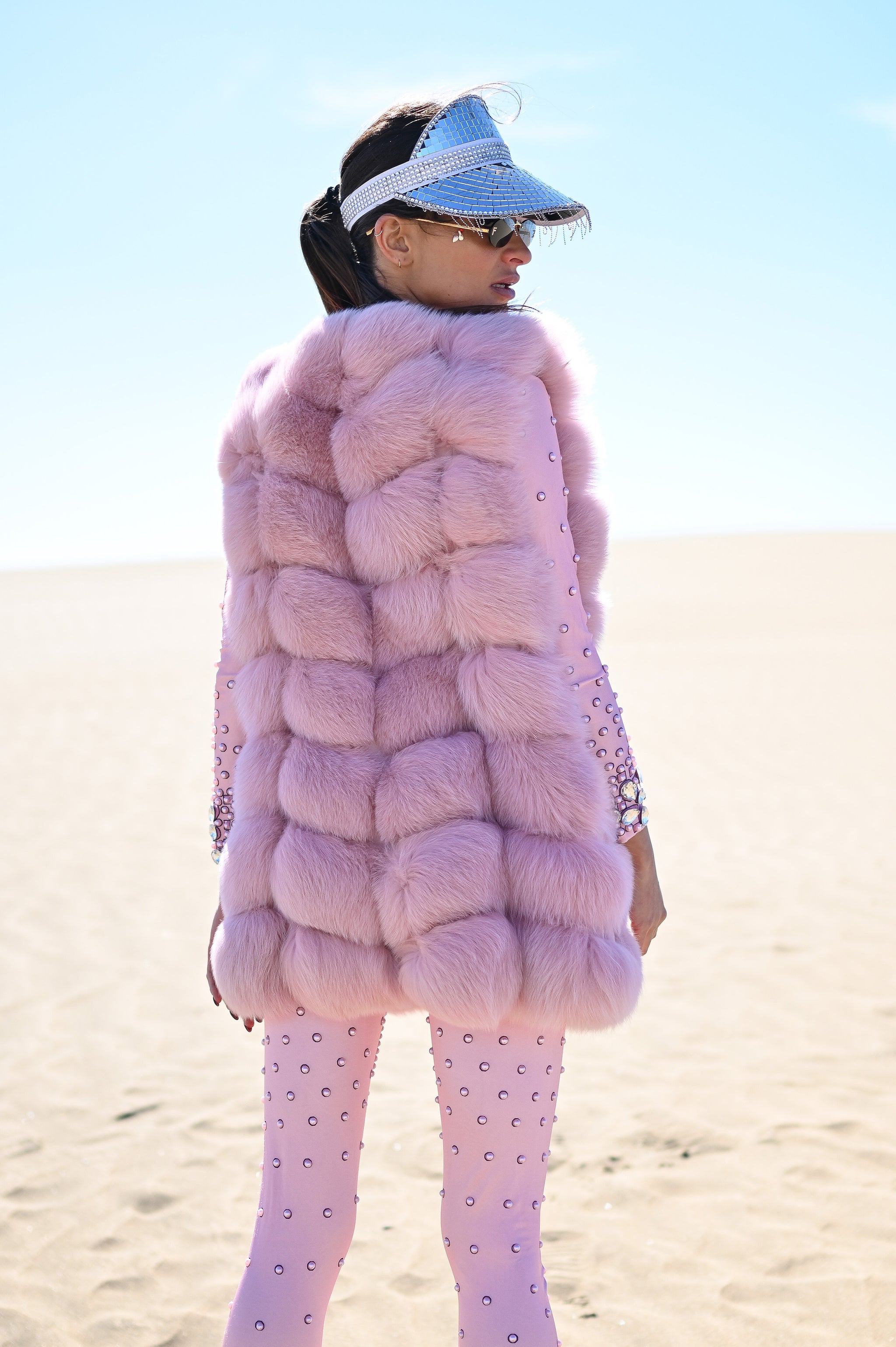 Chelsea fur vest long pink / Festival furry vest pink